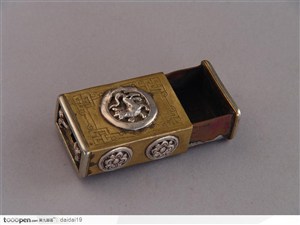 传统工艺-镀金的小盒子