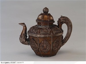 传统工艺-镀金的铜茶壶
