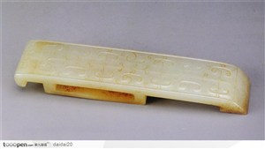 中华传统工艺-环形花纹的玉台