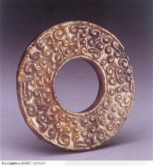 中华传统玉器-重环花纹的褐色玉璧