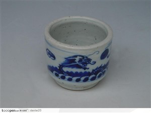 中华传统瓷器-青龙花纹瓷杯