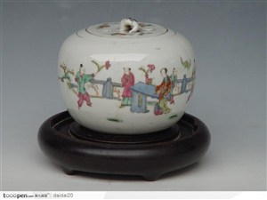 中华传统工艺-儿童玩耍花纹瓷罐
