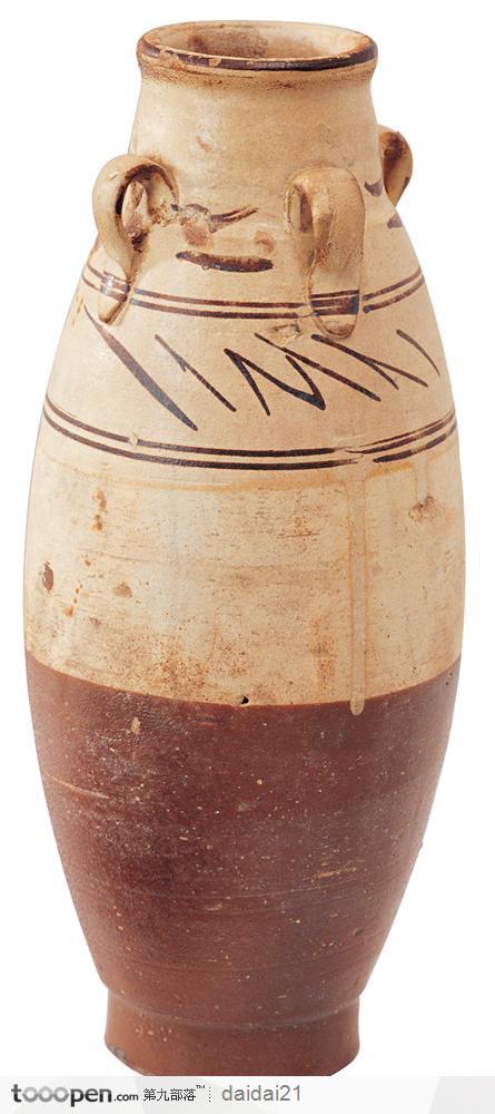 传统工艺品-褐色的陶罐