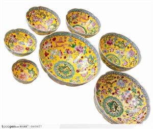 传统工艺品-彩色的瓷碗