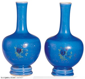 中华传统-一对蓝色的花瓶