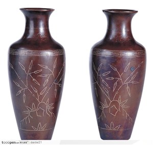 中华传统青铜器-一对竹纹的青铜花瓶
