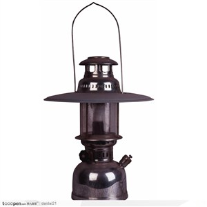 传统工艺-古老的煤油灯