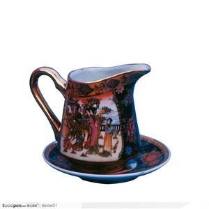传统工艺-侍女花纹的茶杯