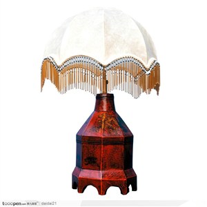 中华传统工艺-古老的木制台灯