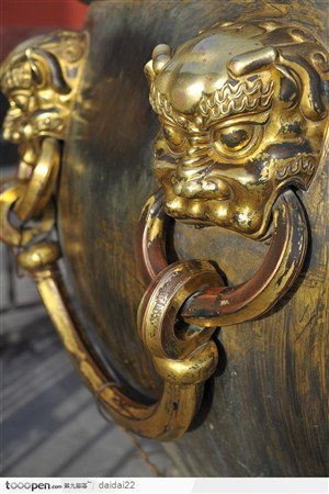 中华传统工艺-鎏金的狮子头