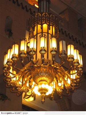 豪华宫庭古典风格吊灯