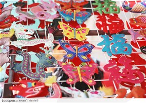 传统工艺-彩色的纸蝴蝶