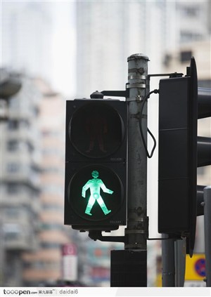 香港人文景色-街道的红绿灯