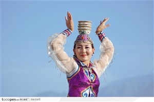 甘肃省肃北蒙古族自治县 蒙古族盅碗舞