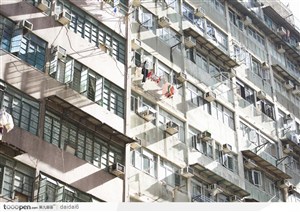 香港人文景色-阳光下的居民楼