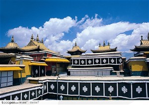 西藏人文风光-蓝天下的宫殿