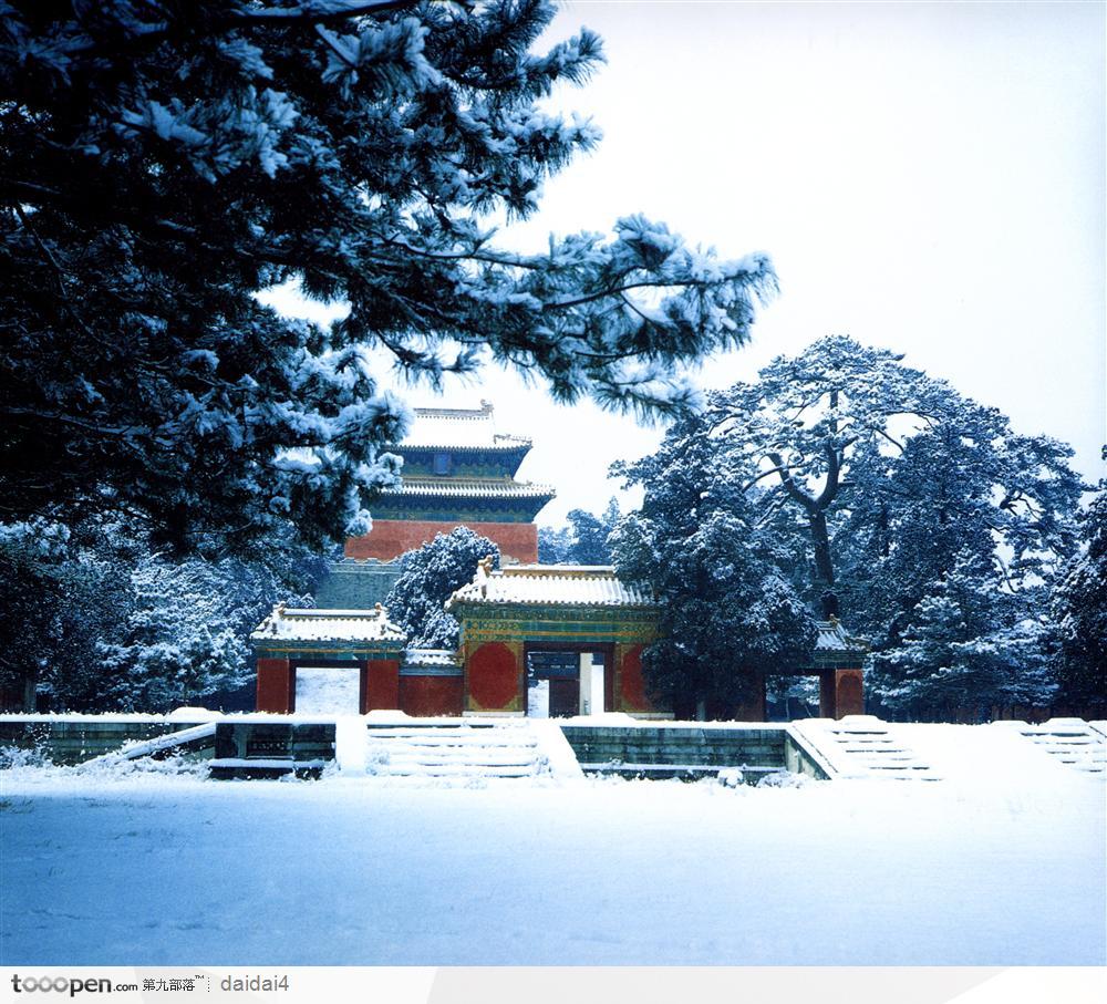 明十三陵-景陵明楼雪景