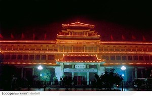 北京夜景-中国美术馆