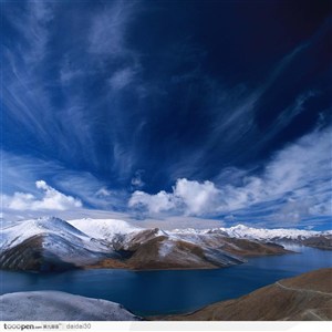 西藏圣湖-羊卓雍措湖