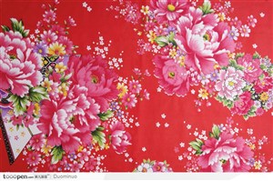 中国传统喜庆大红布料上的花纹花朵