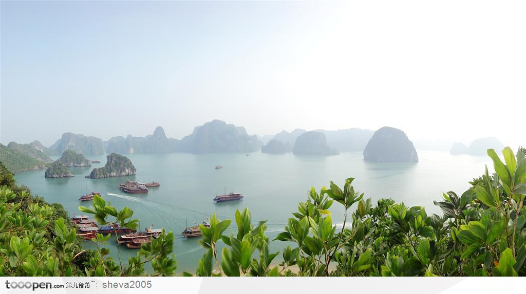 越南下龙湾水上桂林海岛风光