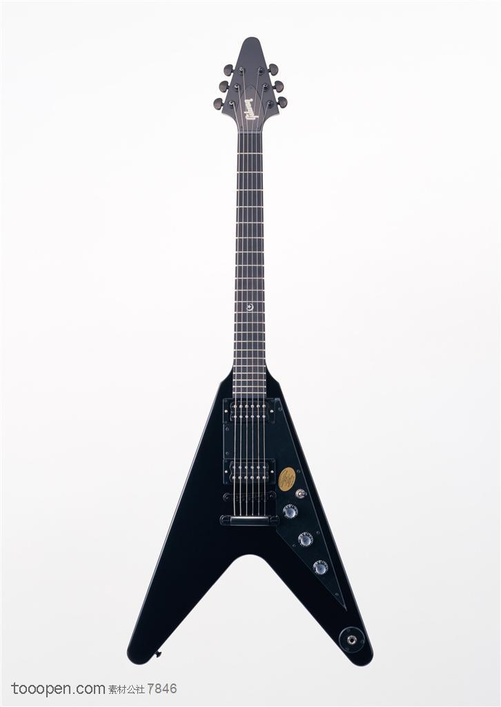 乐器吉他-三角形黑色电吉他特写 第1页