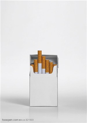 香烟盒-抽出来的香烟特写