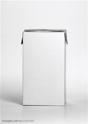 饮料盒-方形空白牛奶盒正面特写