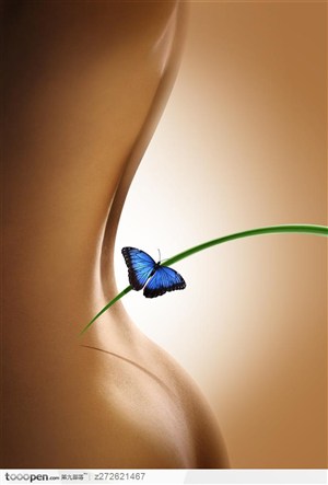 绿叶蝴蝶围绕的性感迷人女人写真