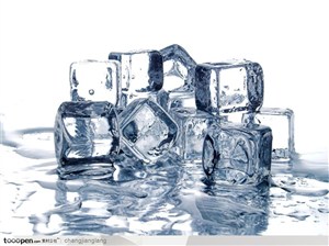 冷饮广告元素-错落的晶莹冰块高清图片