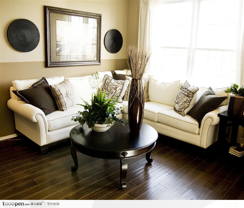 木地板的客厅和沙发组合室内设计高清图片素材