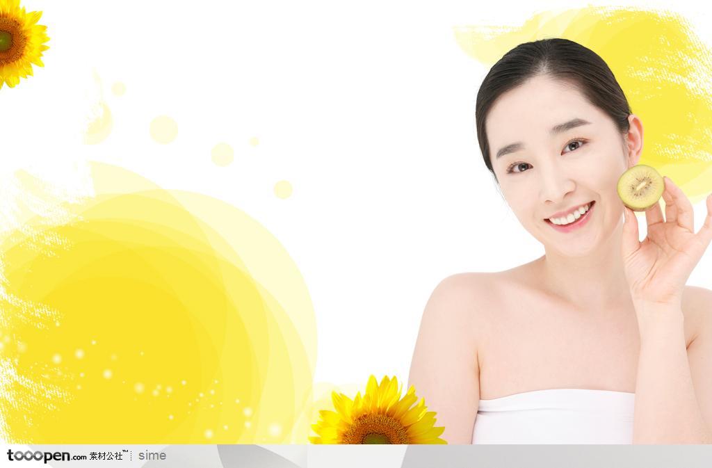 美容SPA健身保健-拿着猕猴桃的韩国美女黄色水墨墨迹