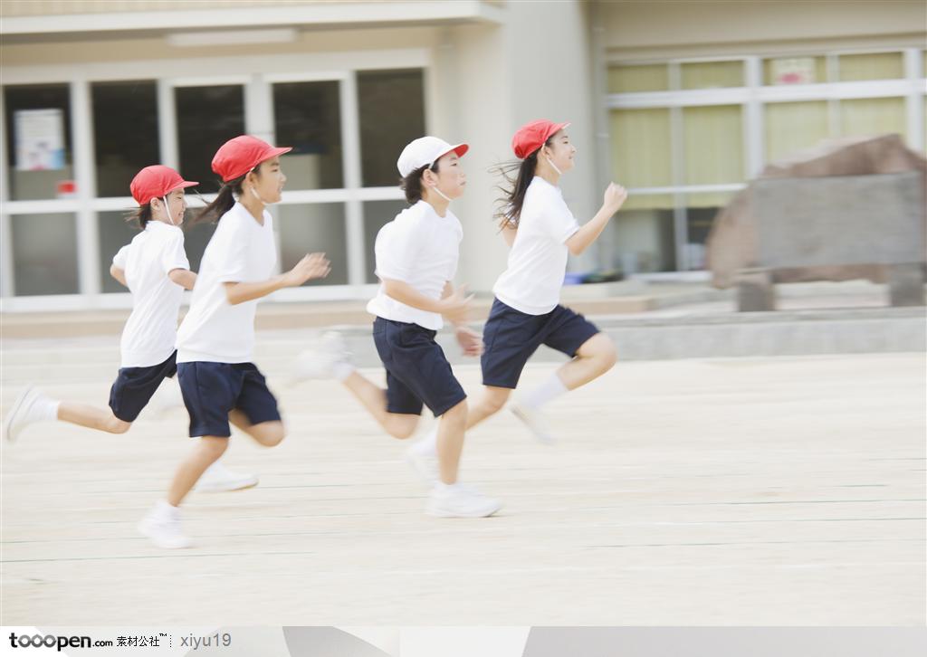快乐教育-一起运动的跑步