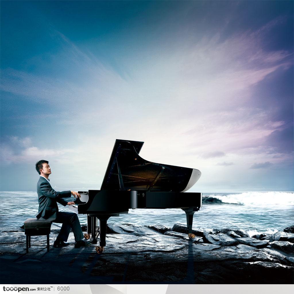 海边弹钢琴的钢琴师