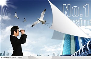 房地产创意广告拿着望远镜的白领男士侧面海鸥