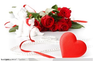 情人节元素珍珠玫瑰花红色心形