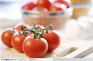 美食制作-新鲜的西红柿
