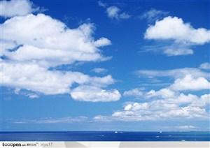 美丽天空-蓝天下漂亮的白云