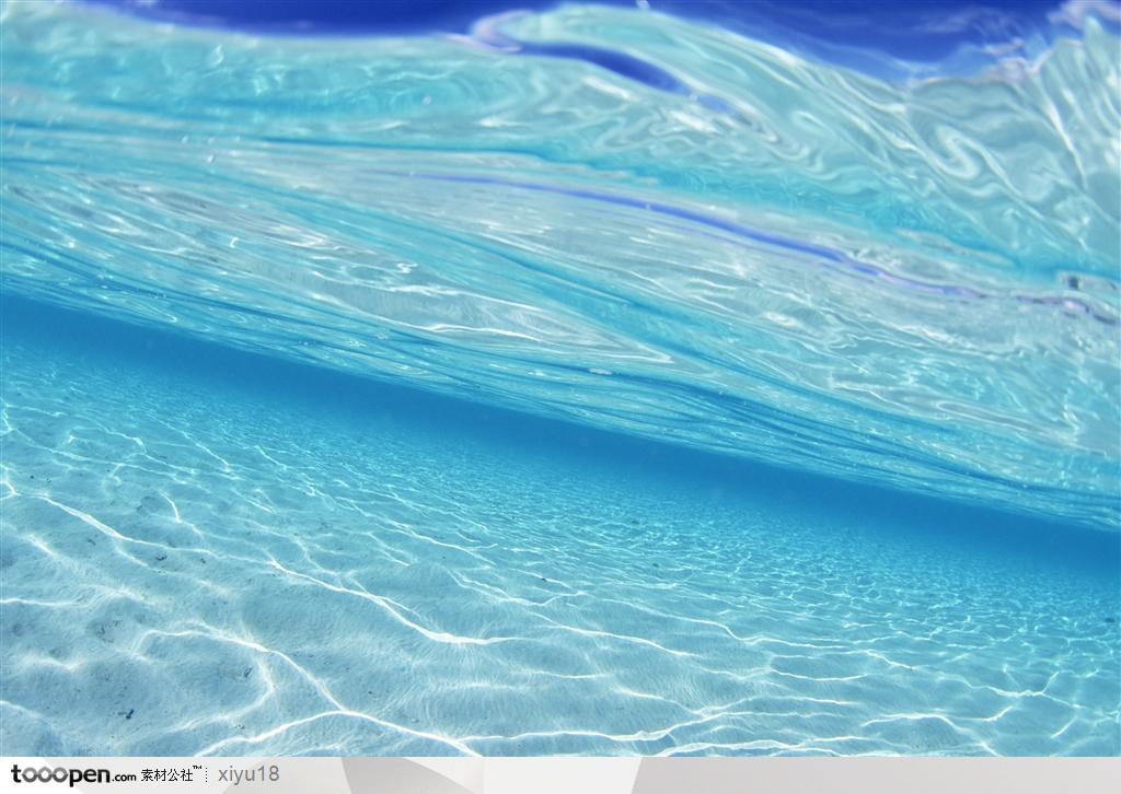 海滩风景-漂亮的海水波纹