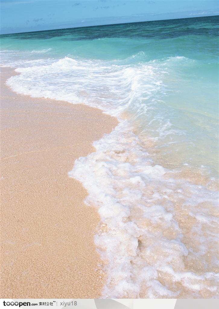海滩风景-漂亮的浪花