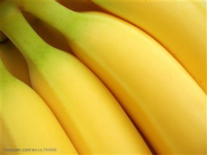 新鲜水果-一串熟透的香蕉局部特写