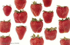新鲜水果-摆放在一起的草莓特写
