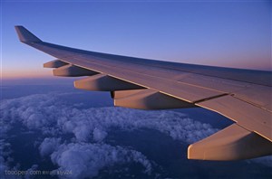 航天运输-大型飞机机翼
