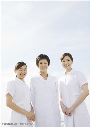 医疗健康-三名白衣天使