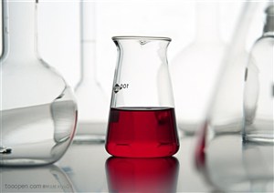 研究实验-红色药水的锥形瓶