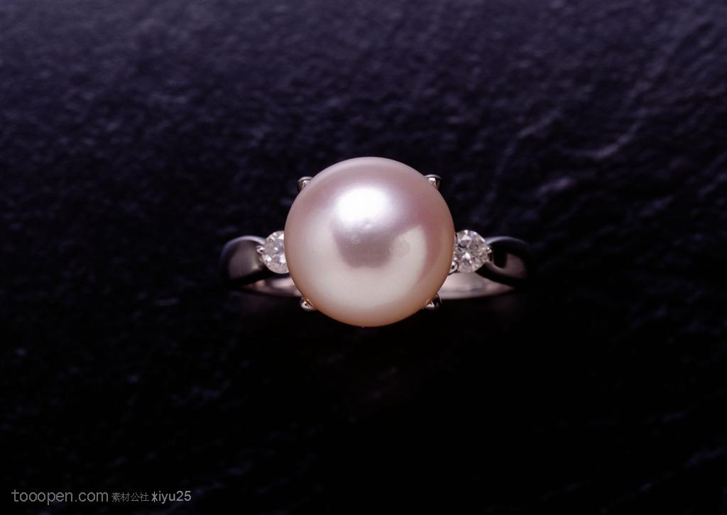 新婚物语-珍珠戒指珠宝图片