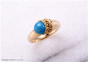 新婚物语-蓝宝石戒指