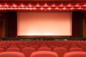 剧场-摆满了红色椅子的剧场