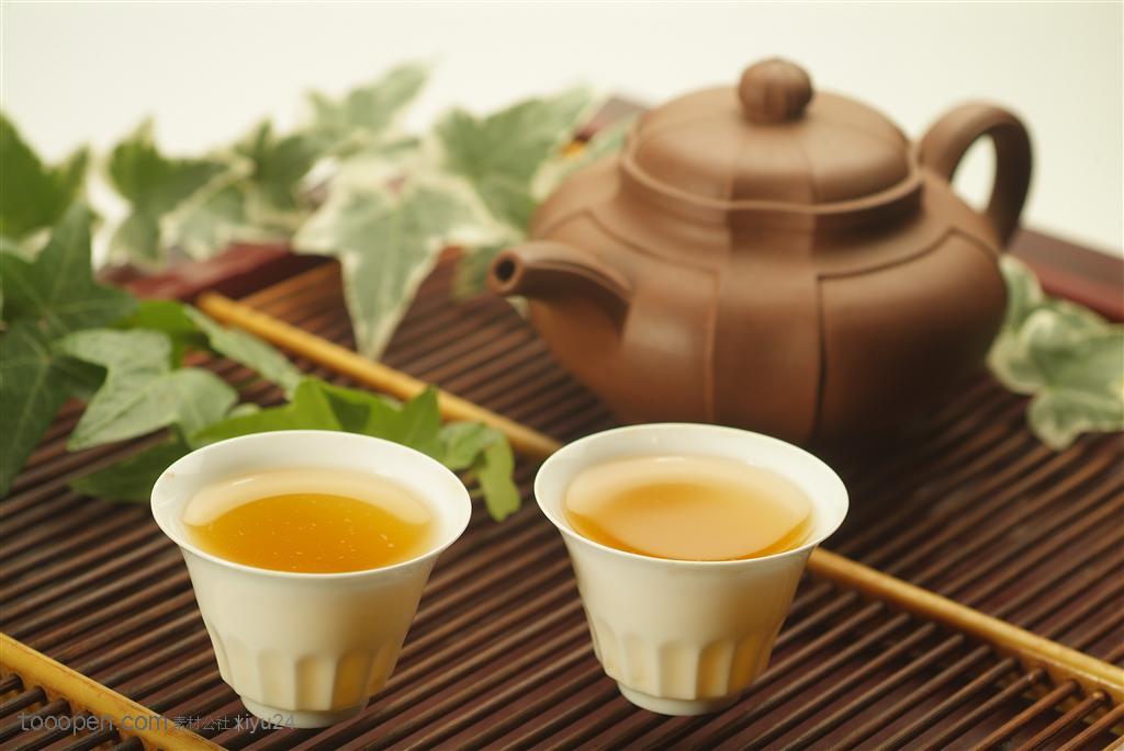 茶艺文化-竹盘中的茶具