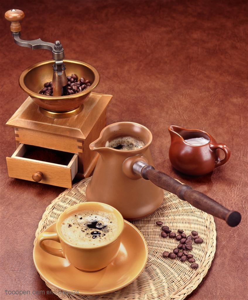 品味咖啡-制作咖啡的工具